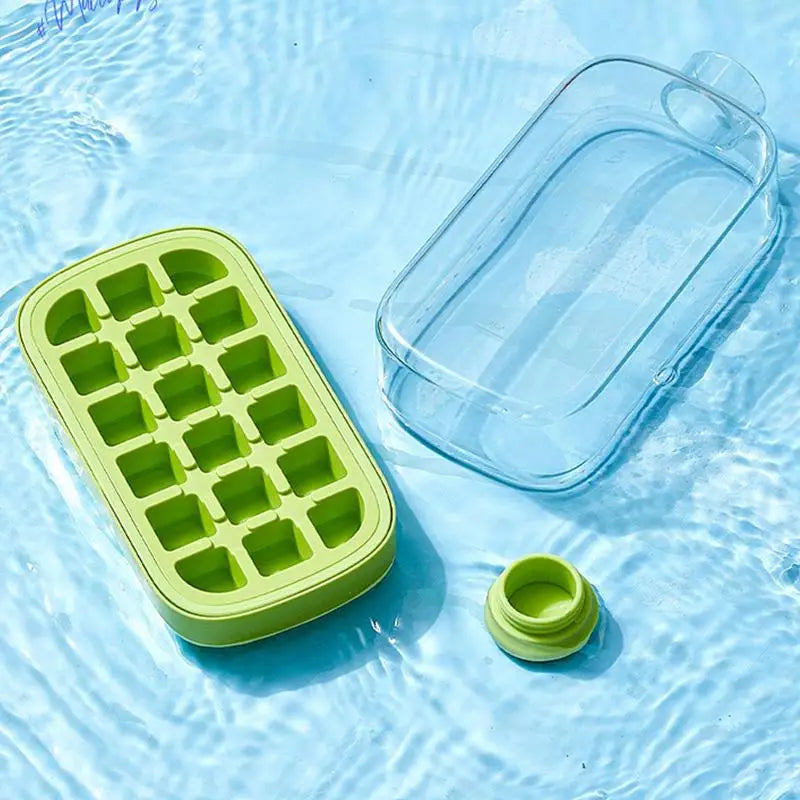 2-in-1 Vertical Ice Cube Bottle – Chill Smarter, Sip Fresher